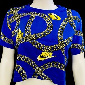 Nike Chain Crop top 🔝